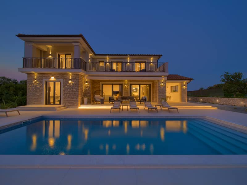 Villa Harmony with heated pool 1. 