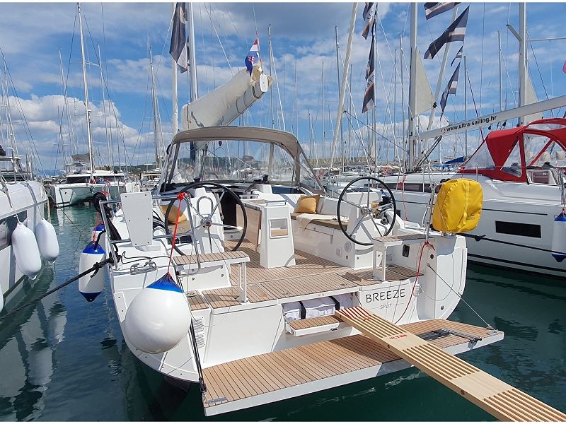 Beneteau Oceanis 37.1 - BREEZE - 2