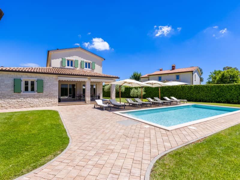 Villa IK88 (Vila Dionis) 8.
