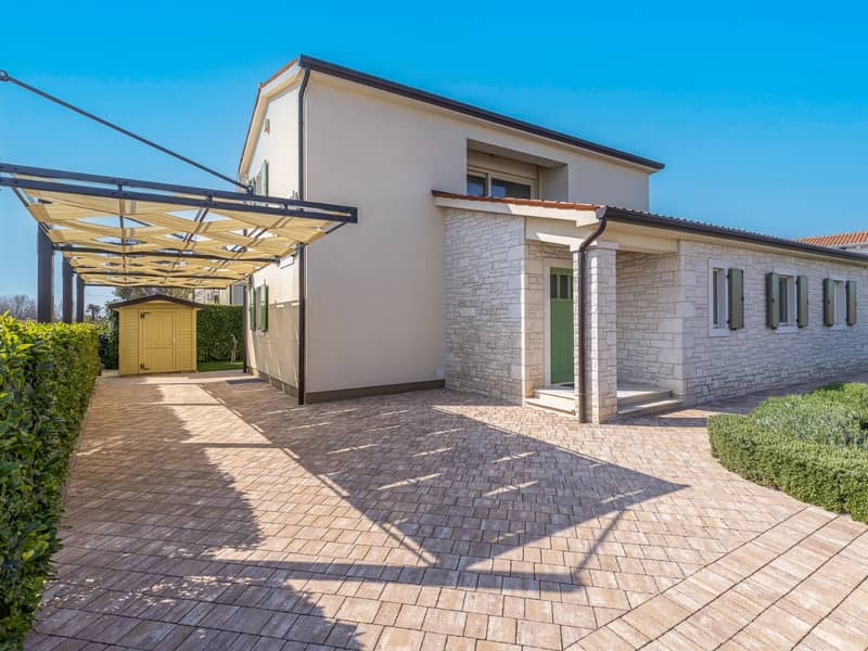 Villa IK88 (Vila Dionis) 23.