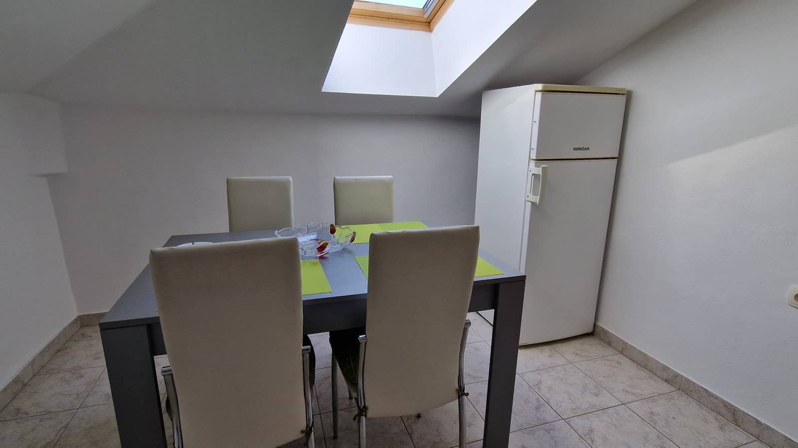 Accommodation for 2 - 3 workers in Pula 4. image