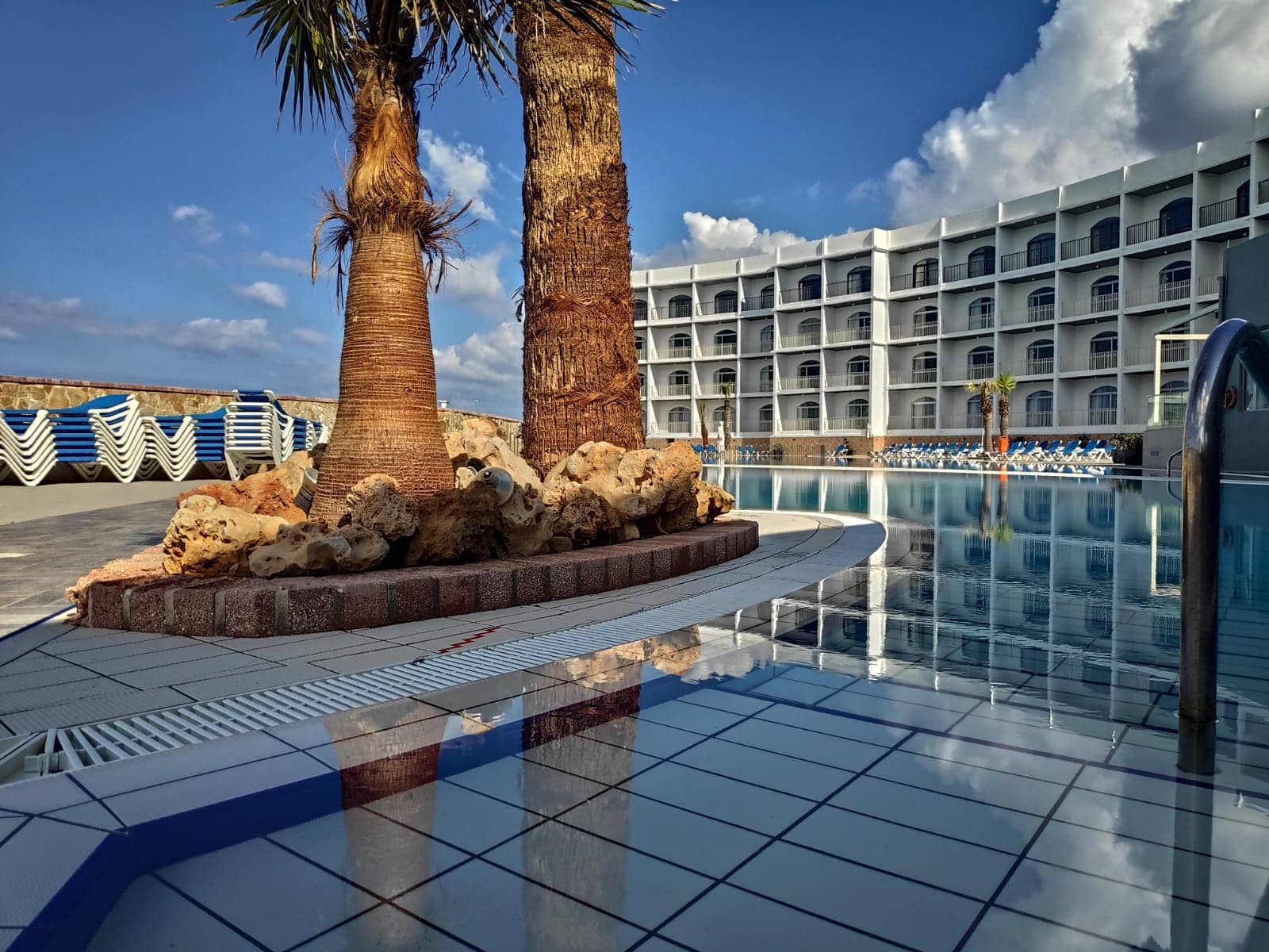 Hotel Paradise Bay Resort