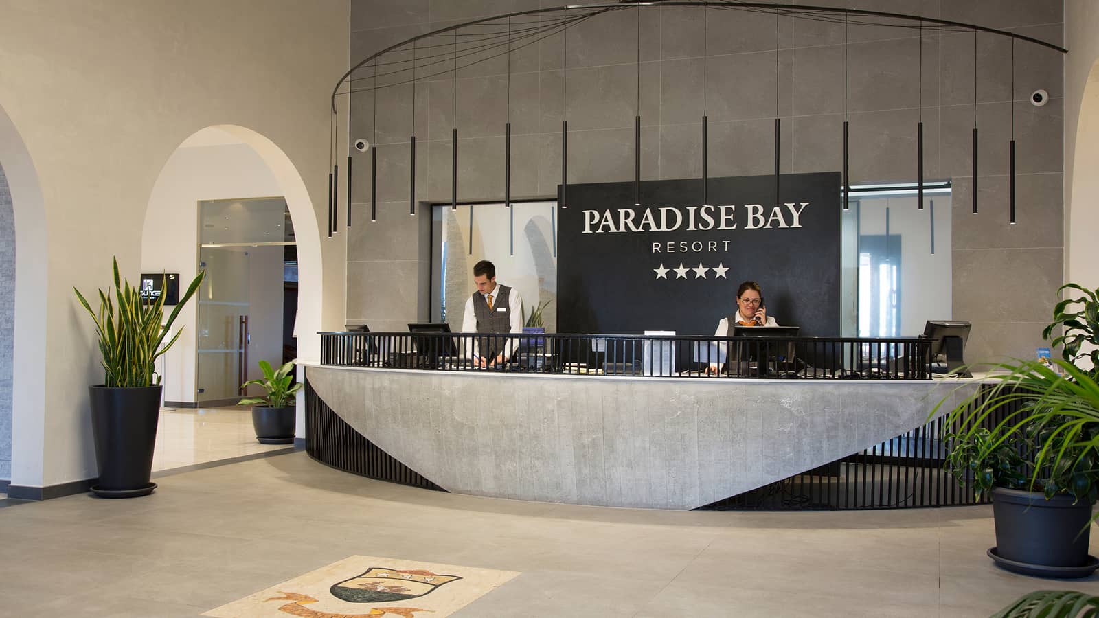 Hotel Paradise Bay Resort