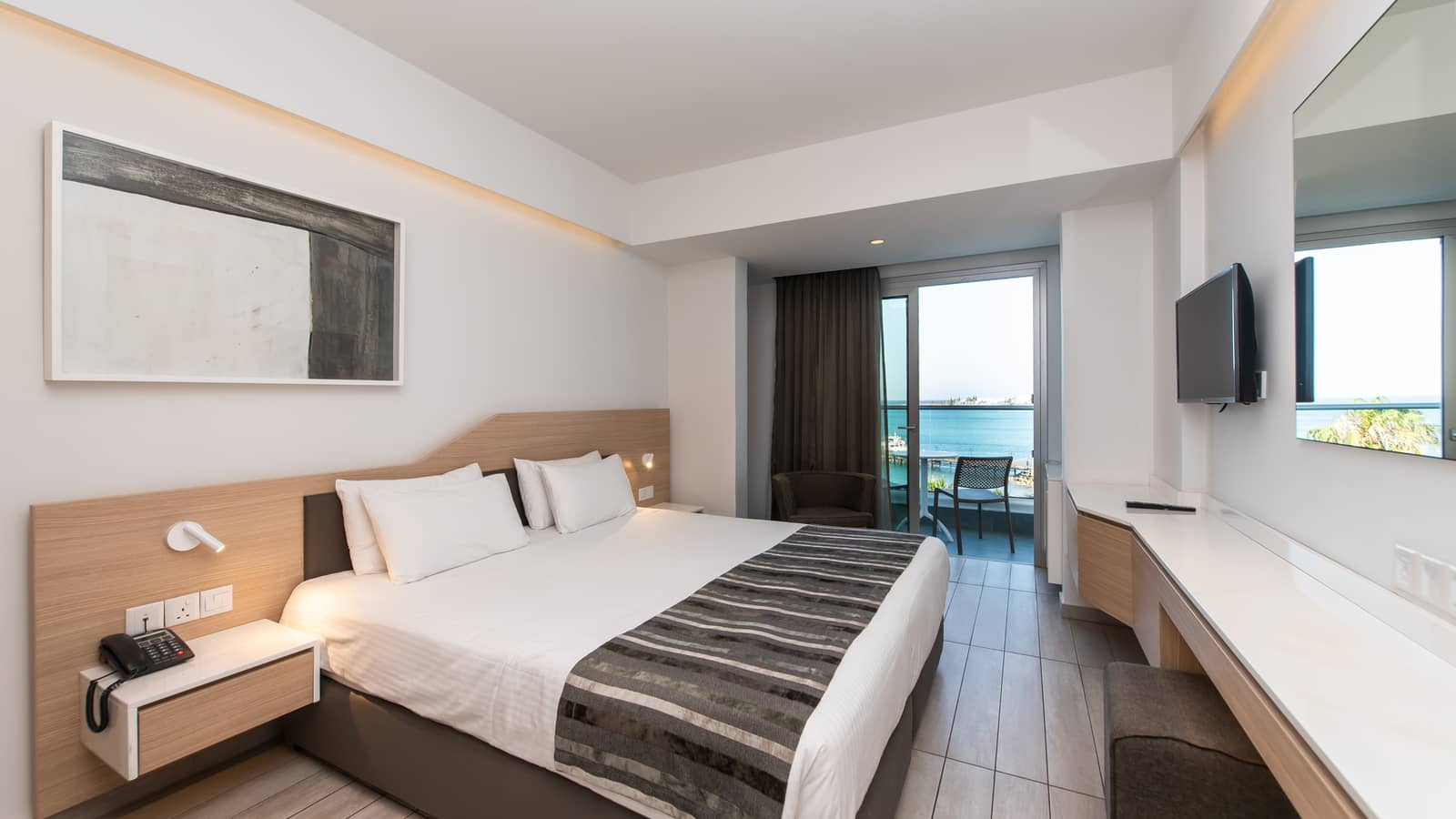 Hotel Evalena Beach Hotel And Suites