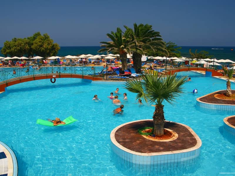 Hotel Eri Beach & Village