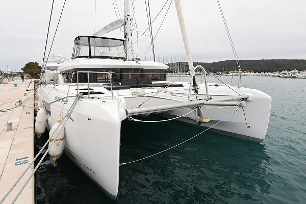 Lagoon 51 - HATTORI HANZŌ - 8
