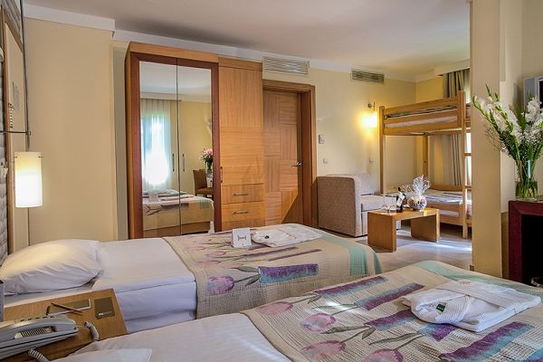 Hotel GYPSOPHILA CLUB MARINE