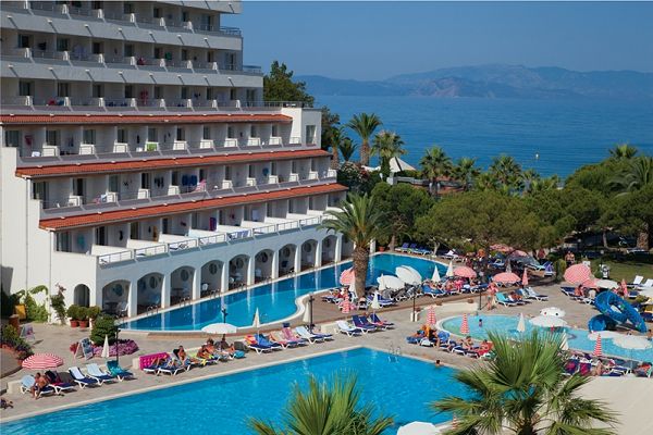 Hotel BATIHAN BEACH RESORT AND SPA