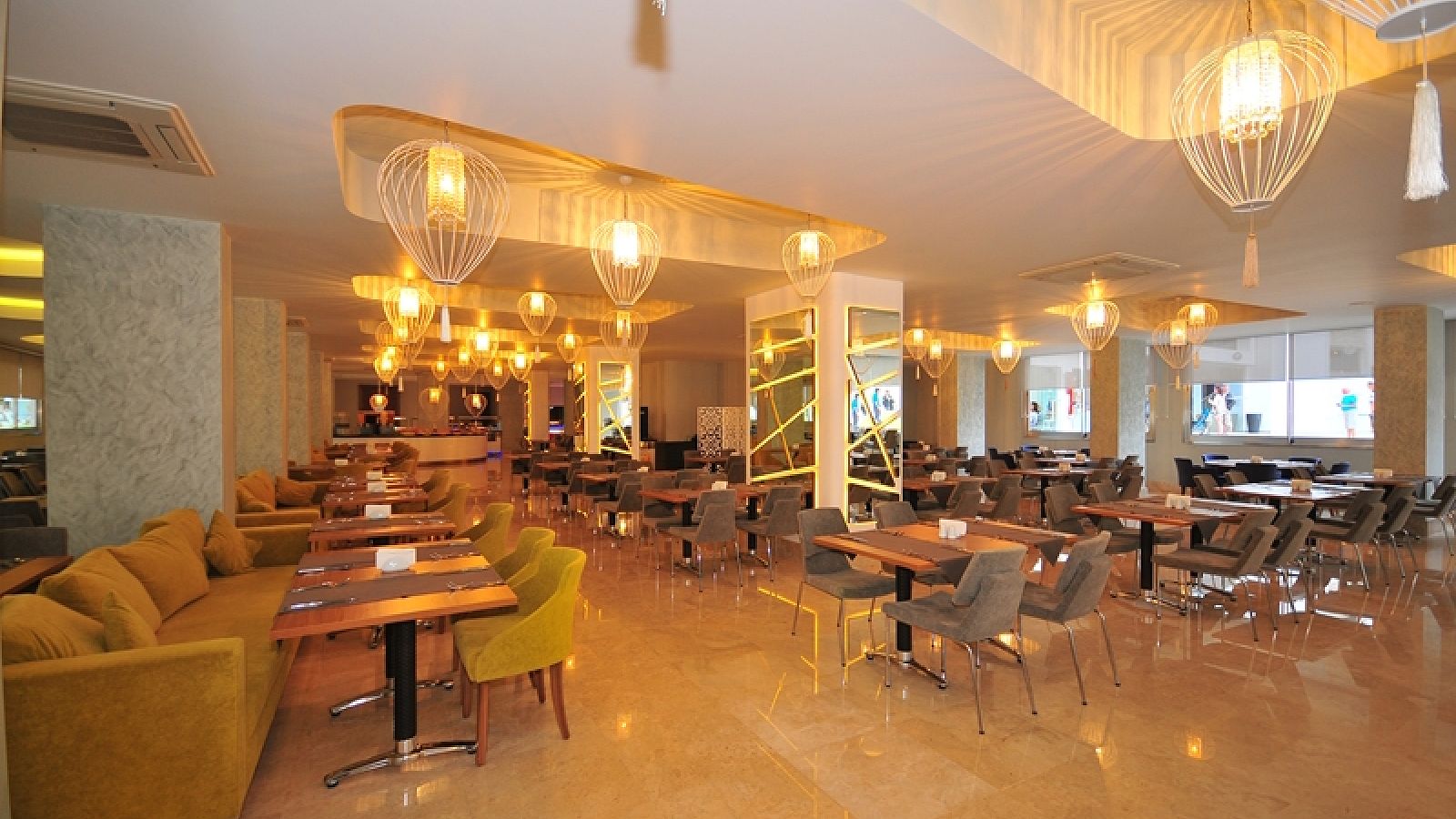Hotel BLUE BAY PLATINUM