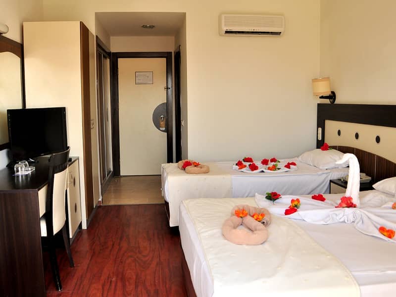 Hotel LAVITAS HOTEL