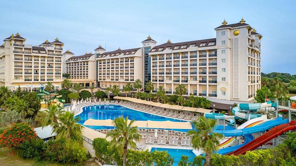 Hotel LAKE & RIVER SIDE HOTEL & SPA