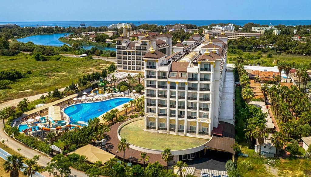 Hotel LAKE & RIVER SIDE HOTEL & SPA