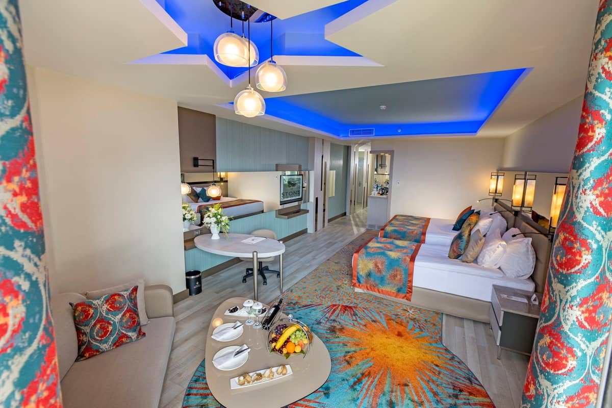 Hotel ROYAL SEGINUS HOTEL