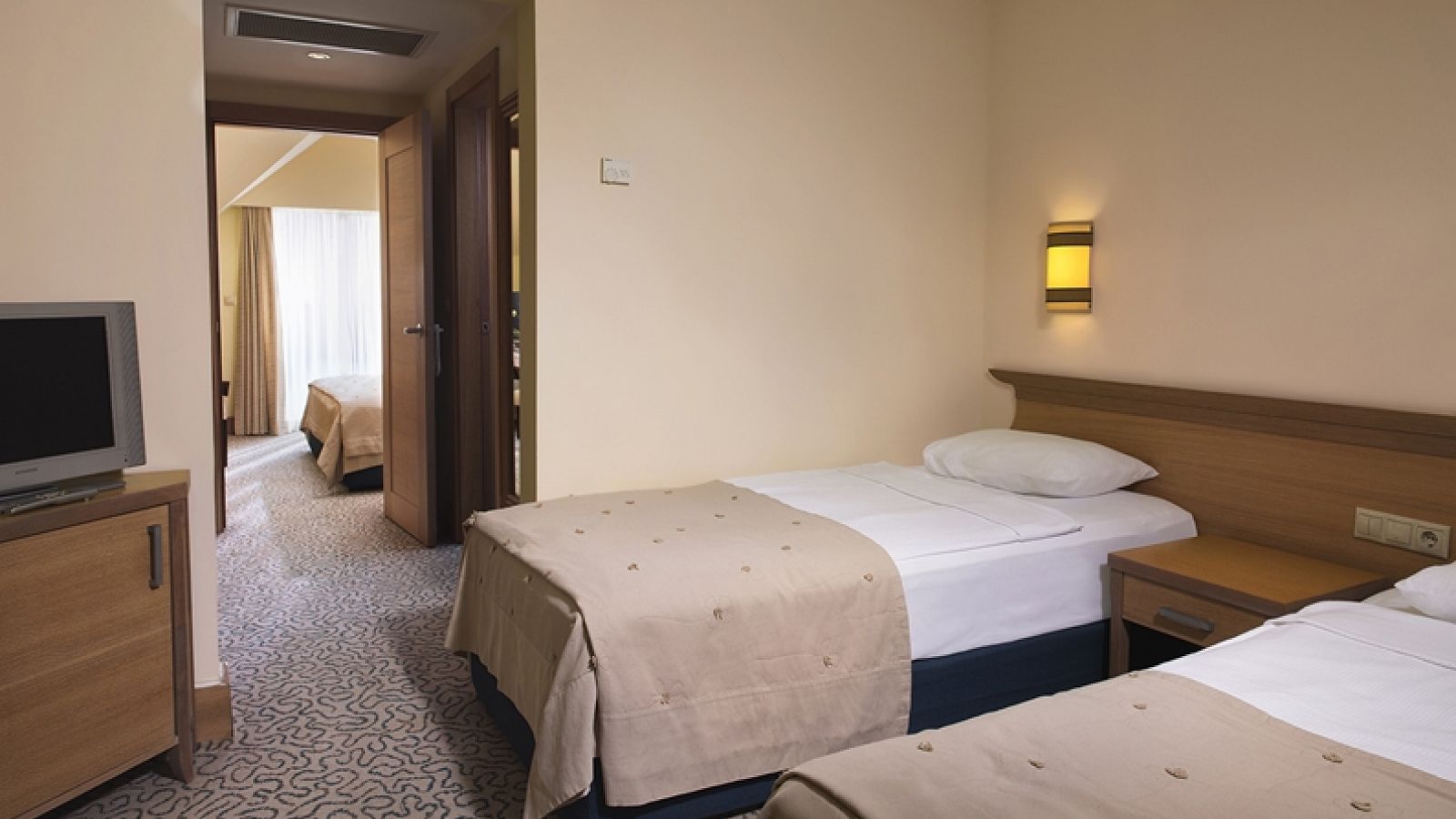 Hotel DOBEDAN BEACH RESORT COMFORT - Olympic Travel