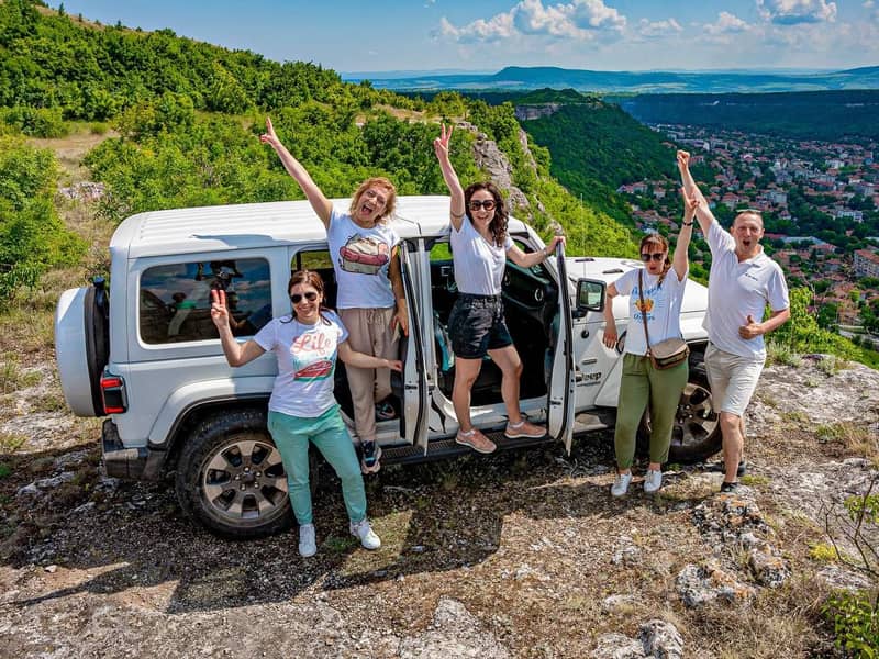 Off-road adventure with JEEP 1. 