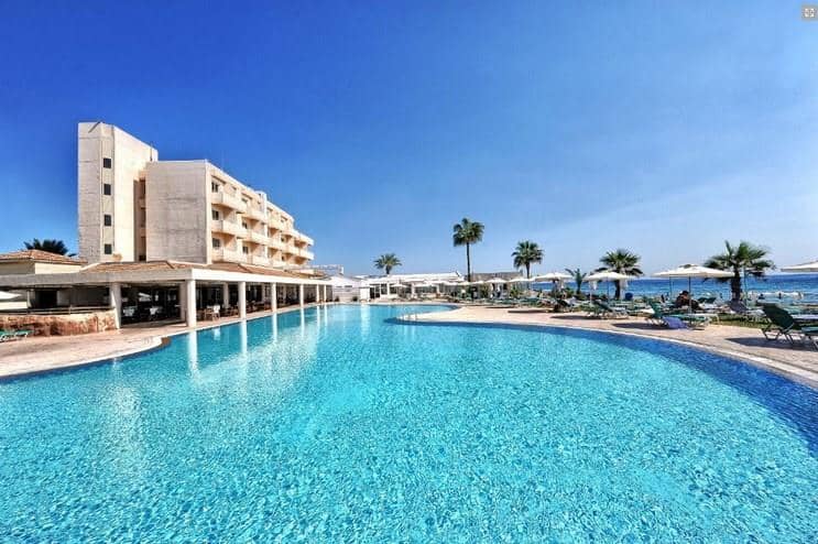 Hotel Pierre Anne Beach
