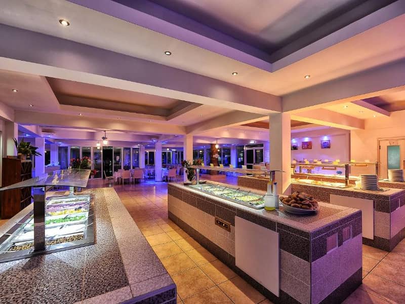 Hotel Pierre Anne Beach