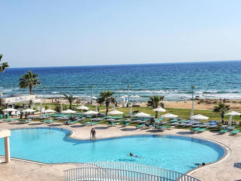 Hotel Pierre Anne Beach