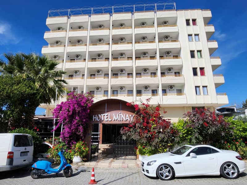 Hotel Minay Plus