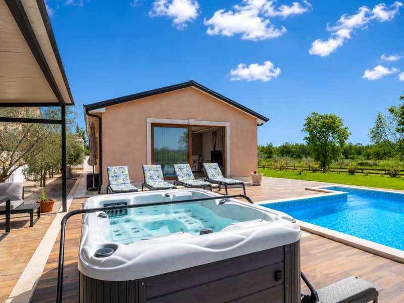 Villa Mihaela 1. 