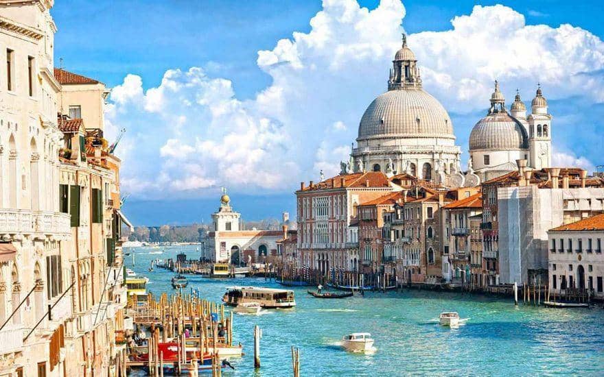 Putovanje Severna Italija sa posetom Venecije, Padove i Verone 2 noći - autobus 2025