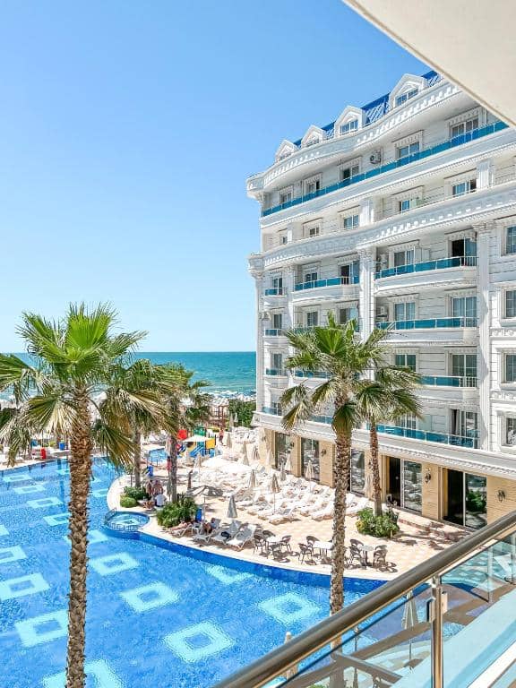 Hotel Grand Blue Fafa