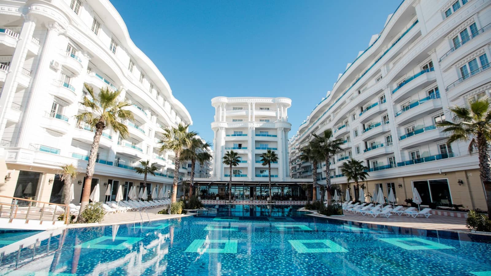 Hotel Grand Blue Fafa