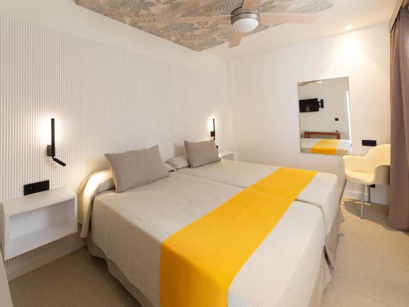 Hotel Oasis Plaza
