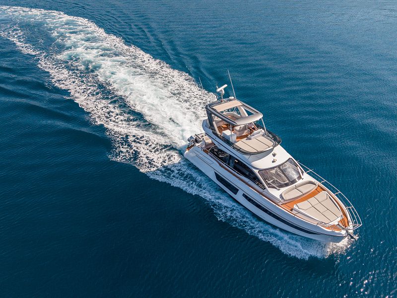 Azimut 53 Fly - White - 3