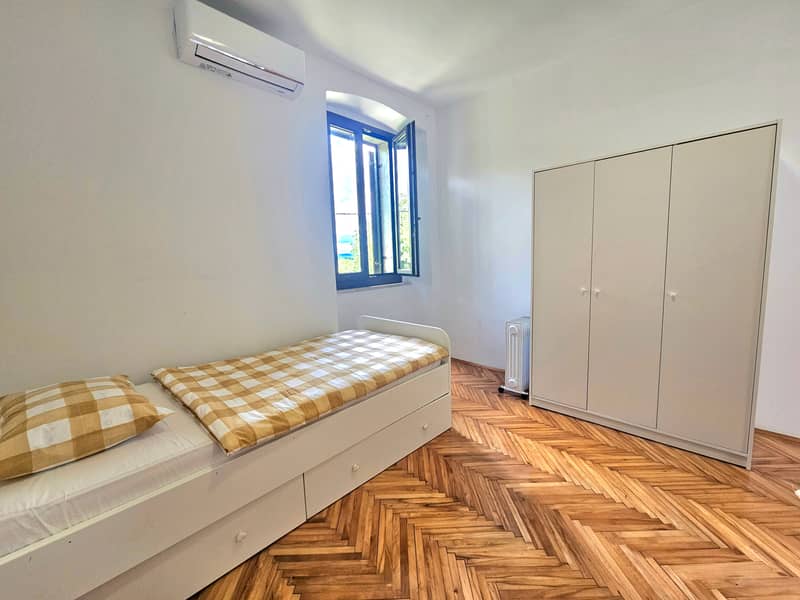 Smještaj za 5 do 7 radnika 12. slika