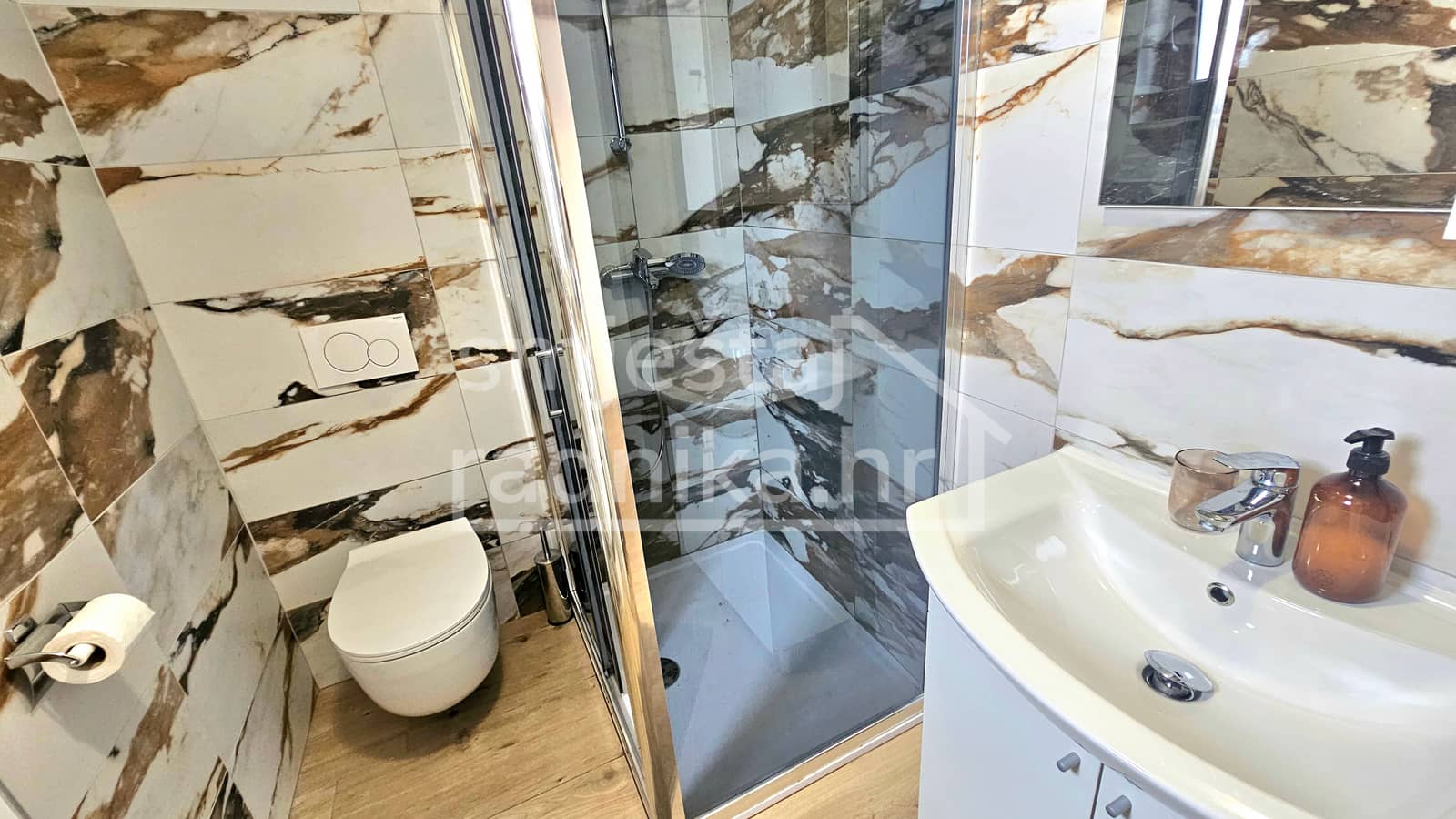 Smještaj za 5 do 7 radnika 5. slika