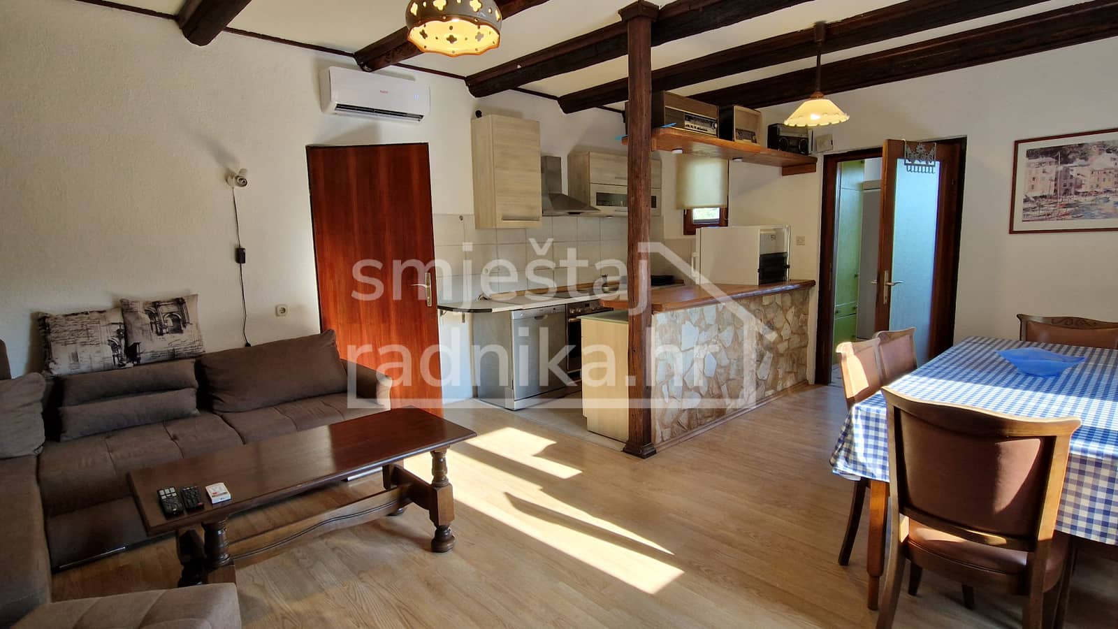 Smještaj za 5 do 7 radnika u Svetvinčentu 3. slika