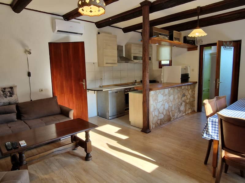 Smještaj za 5 do 7 radnika u Svetvinčentu 3. slika