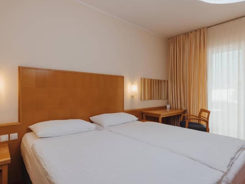 Hotel Ramada Hotel & Suites