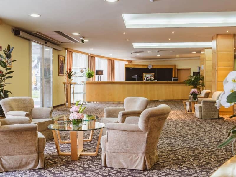 Hotel Ramada Hotel & Suites