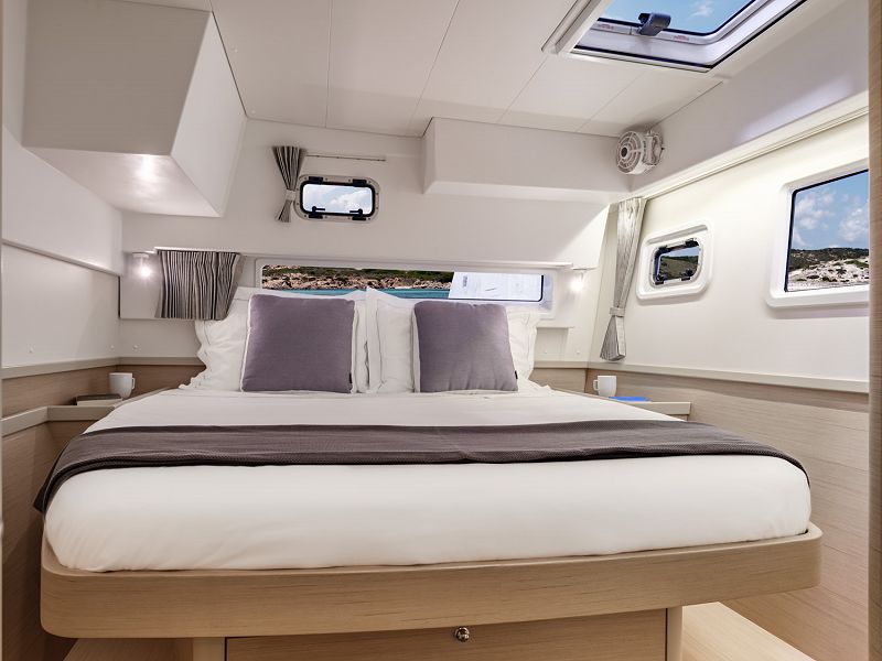 Lagoon 42 - SAX IV - 8