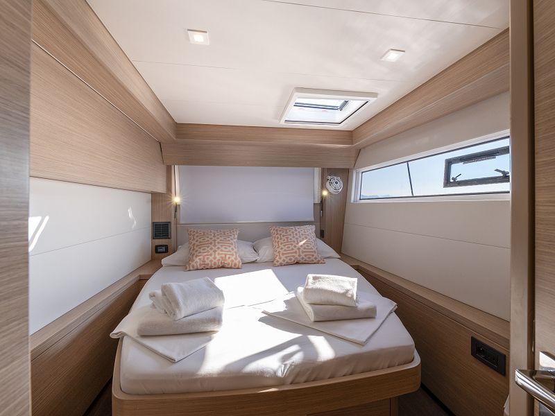 Lagoon 51 - REALITY - 6