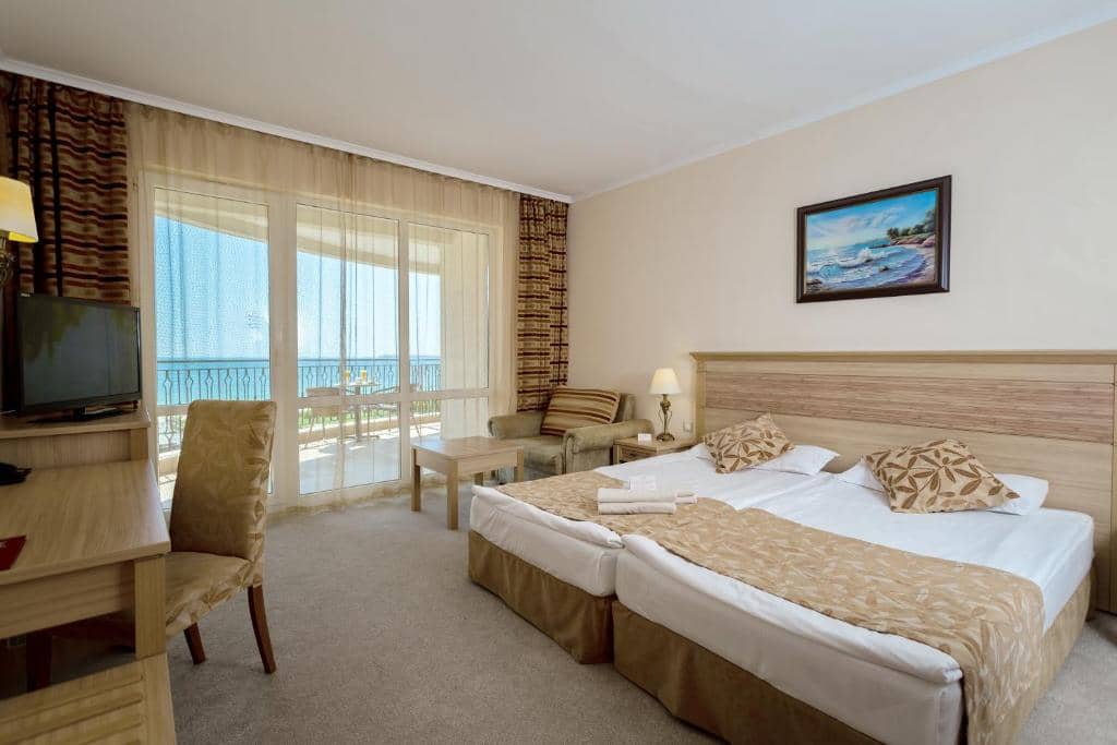 Hotel DIT MAJESTIC BEACH RESORT