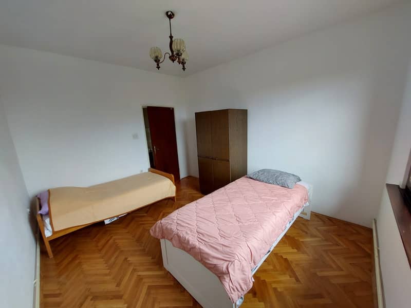 Smještaj za 4 do 5 radnika 8. slika