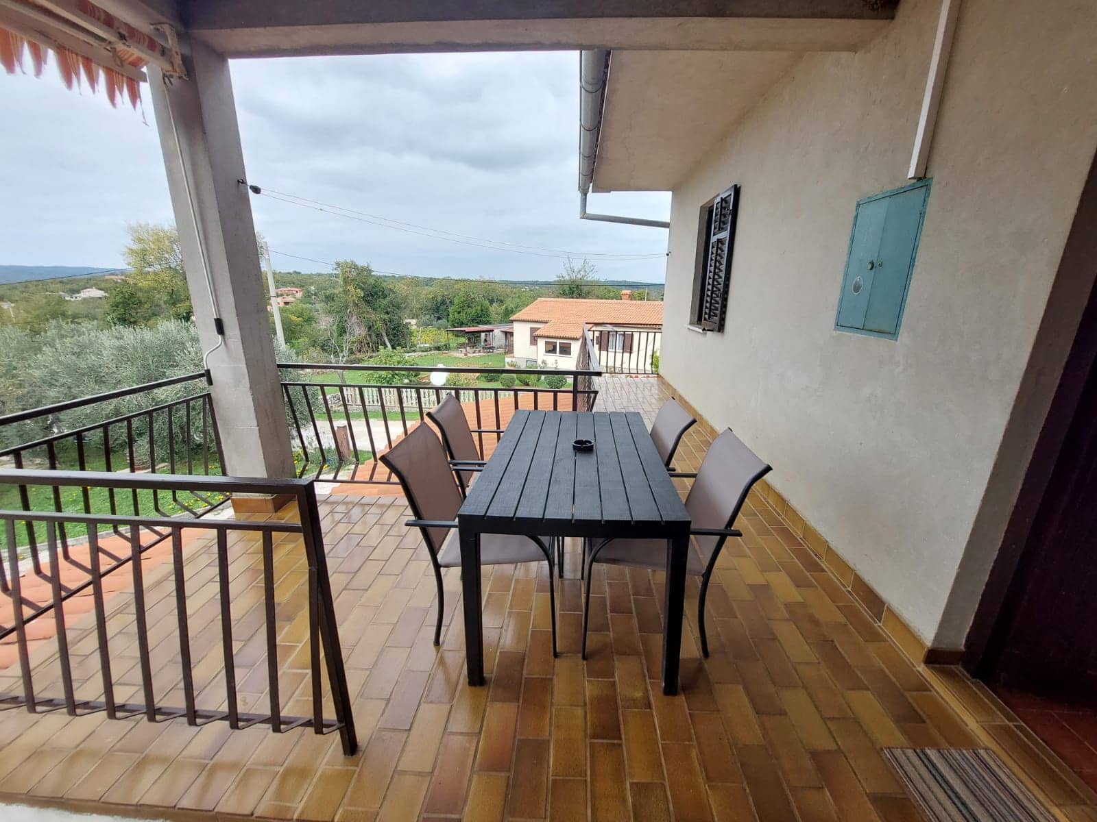 Smještaj za 4 do 5 radnika 5. slika