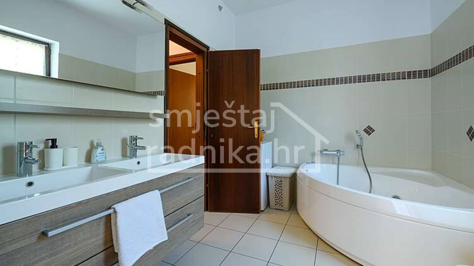 Smještaj za 5 do 8 radnika 5. slika