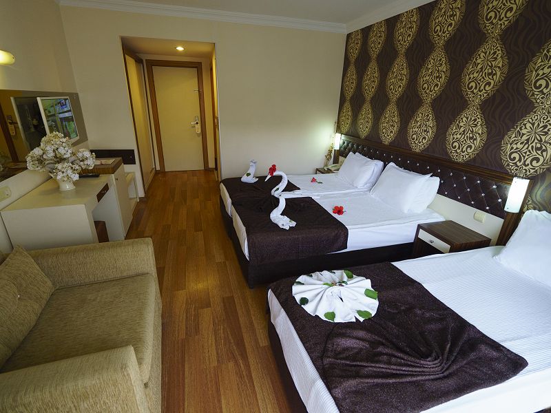 Hotel ARMAS BEACH HOTEL