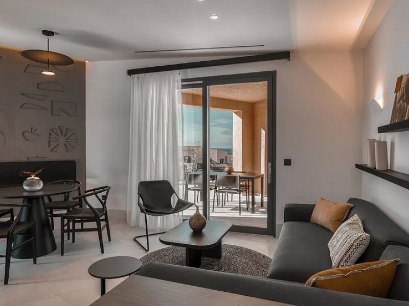 Hotel Domes Novos Santorini