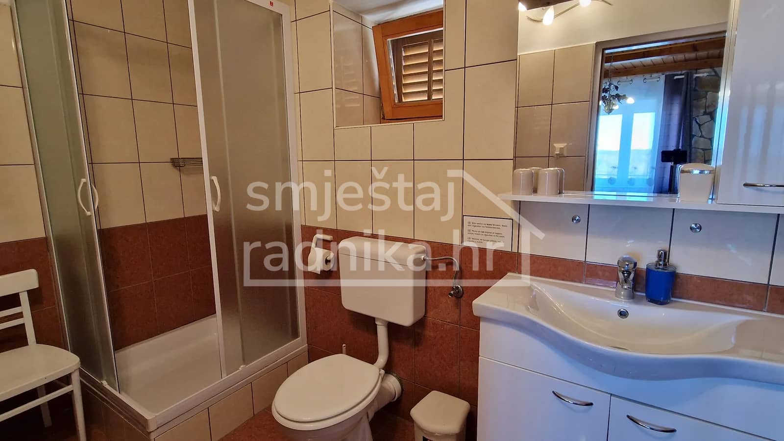 Kuća za smještaj 8 radnika 5. slika