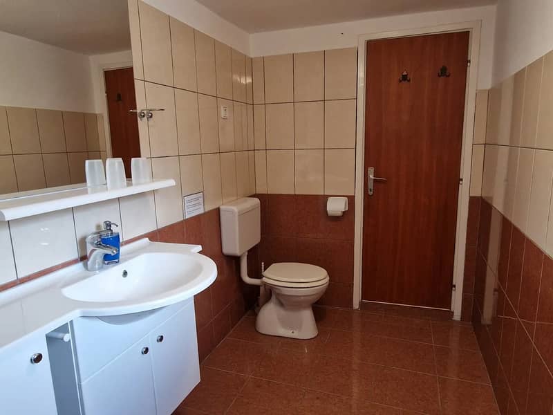 Kuća za smještaj 8 radnika 14. slika