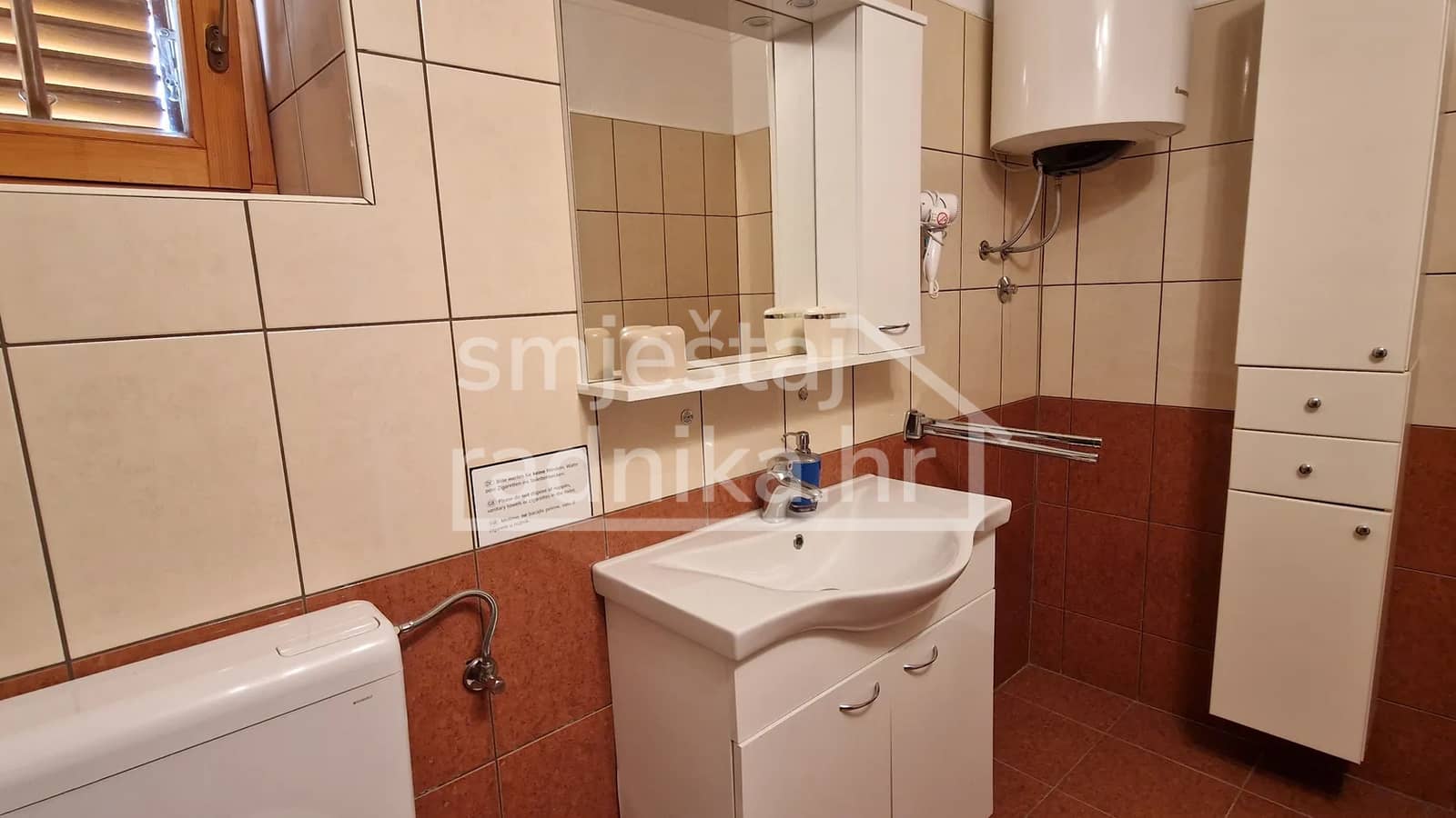 Kuća za smještaj 8 radnika 5. slika