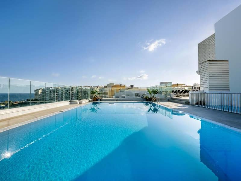 Hotel Plaza Regency Hotel (Suites)