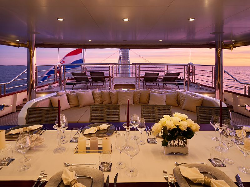 Motoryacht - Love Story - 8