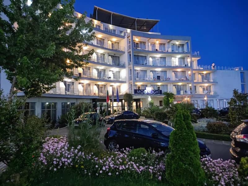 Hotel Moonlight