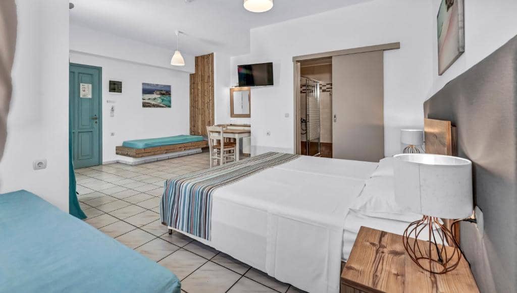 Hotel Almare Beach